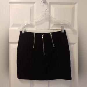 H&M black skirt Size 8